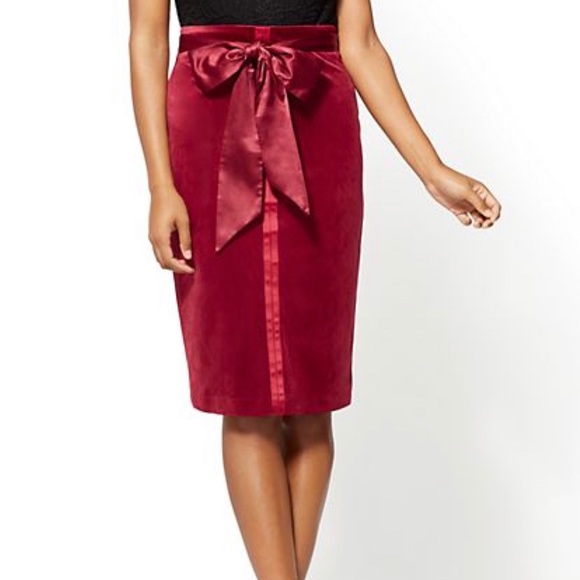 2 Velvet Pencil Skirts- 7th Avenue - Picture 1 of 4